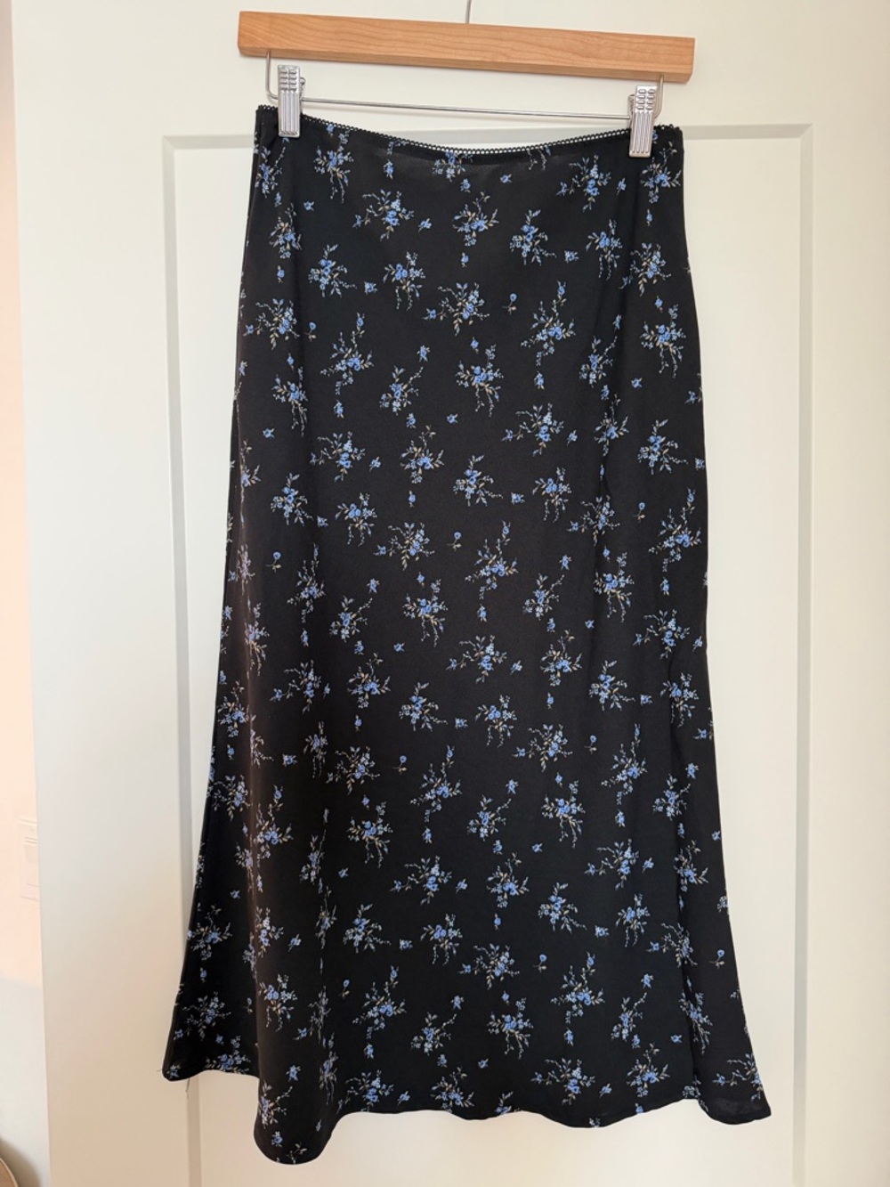 wild fable Black Maxi Skirt with Blue Floral Print